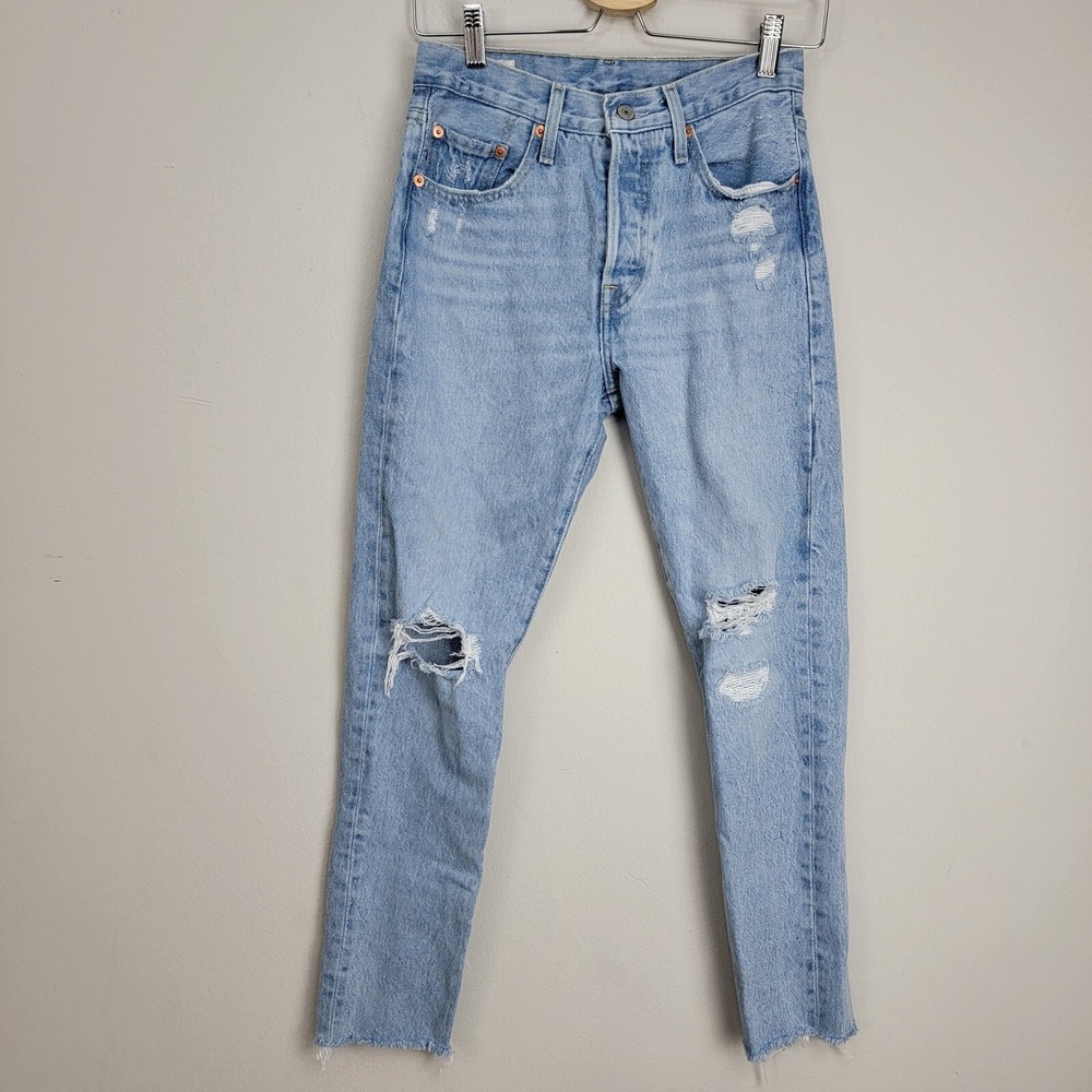 Levi's 501 Button Fly Women's 25X28 Light Blue Wash Denim Jeans Big E Distressed